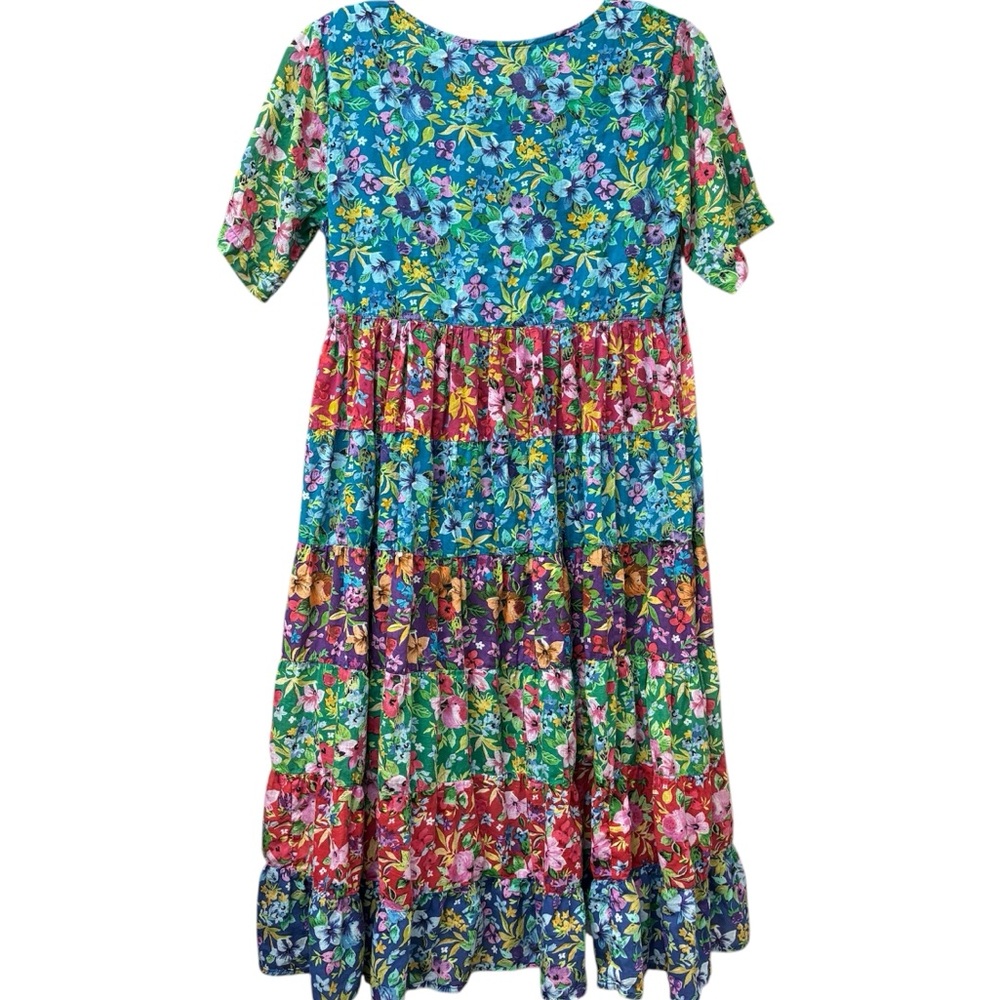 Colorful, tiered floral comfort wear dress. La Cera size medium - Picture 2 of 10